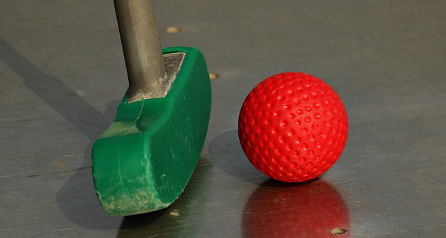 mini golf, mini golf clubs, skill game